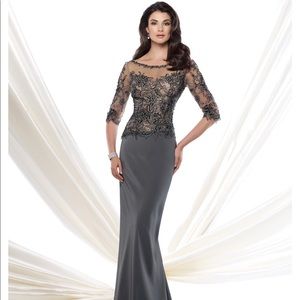 Beautiful Mother of the Bride or Groom Dress.